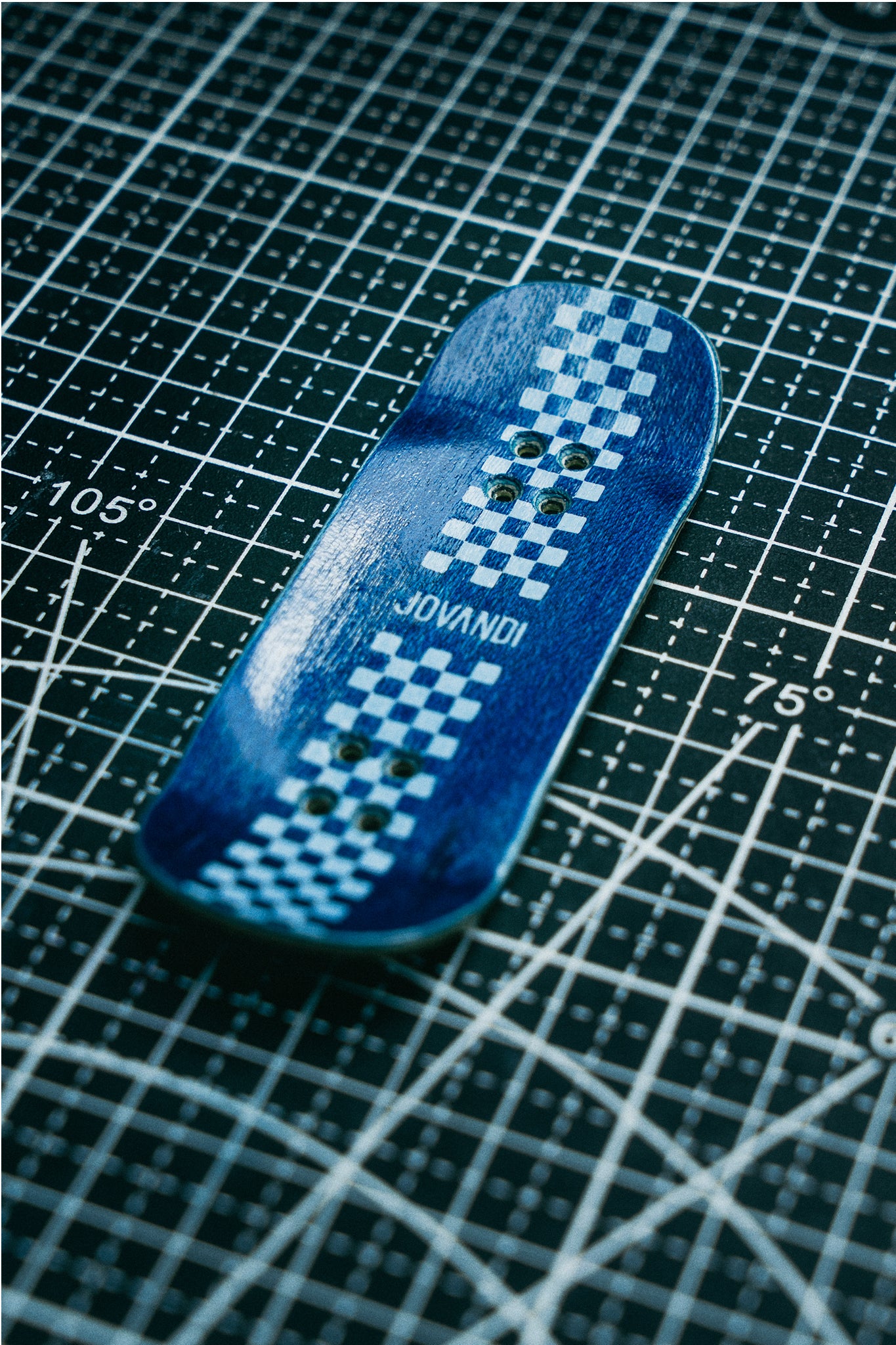 Jumper One Fingerboard
